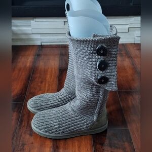 UGG Cardy Knit Boots Gray Size 8 Button Sweater Boots Cozy Winter